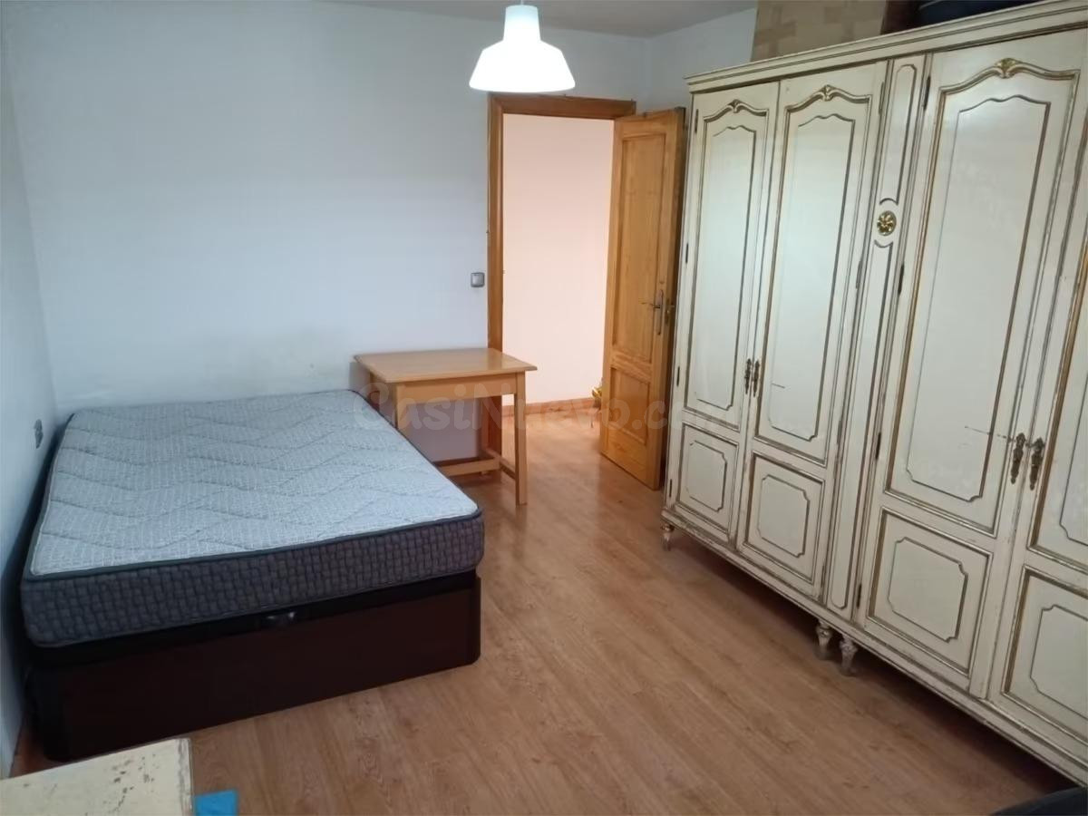 VENTA DE PISO EN EL CENTRO EN CALLE ALHAMAR TOTALMENTE REFORMADO Y EQUIPADO