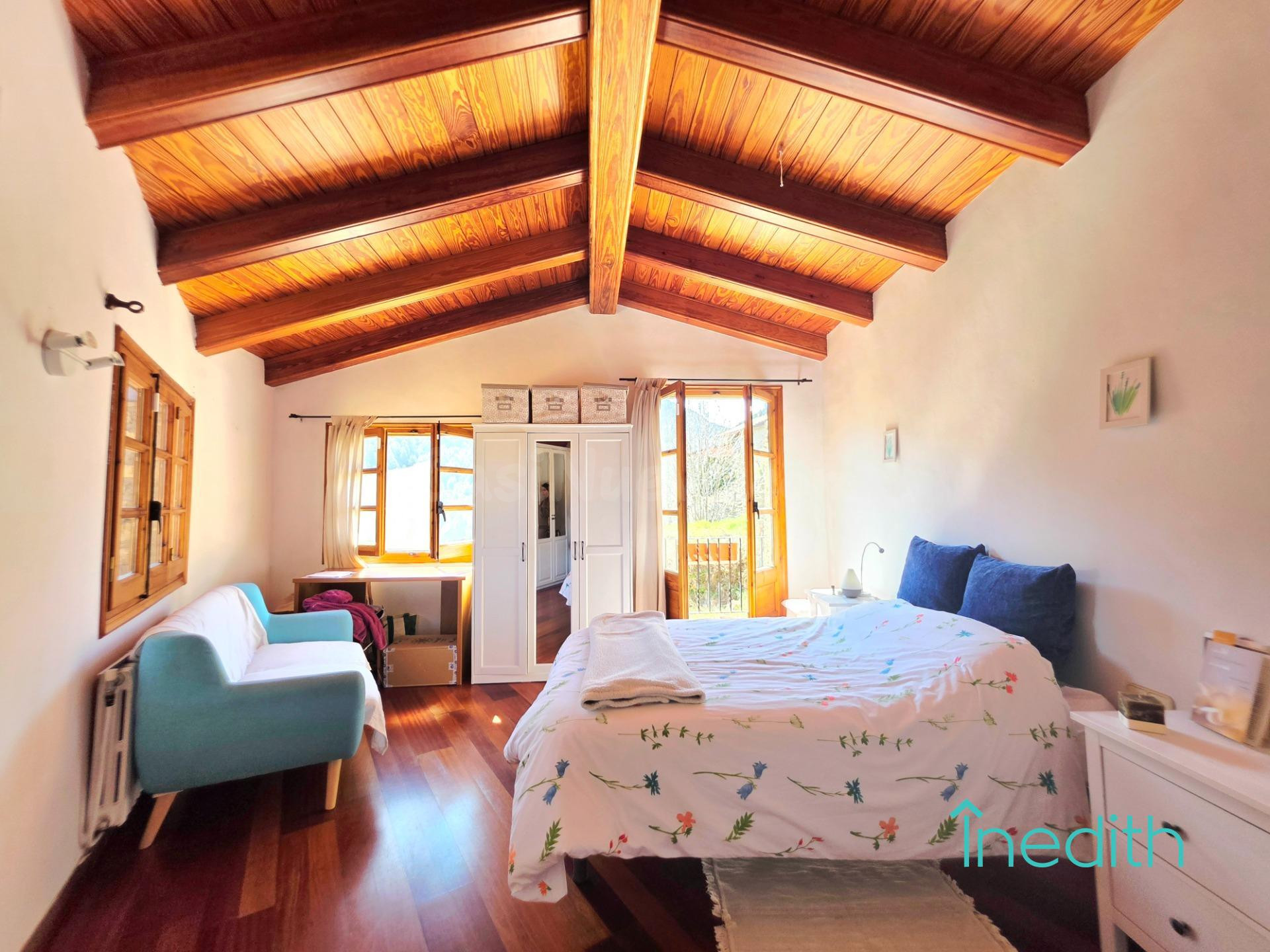 OPORTUNIDAD rentable. Preciosa casa de montaña con vistas es - foto 5