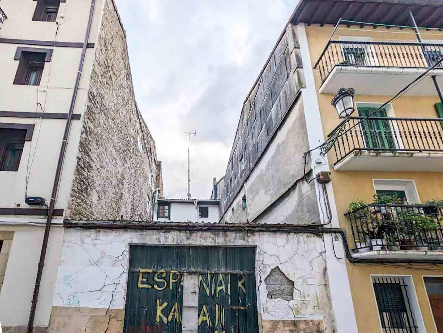 Parcela de terreno urbano en el centro de Irun - foto 3