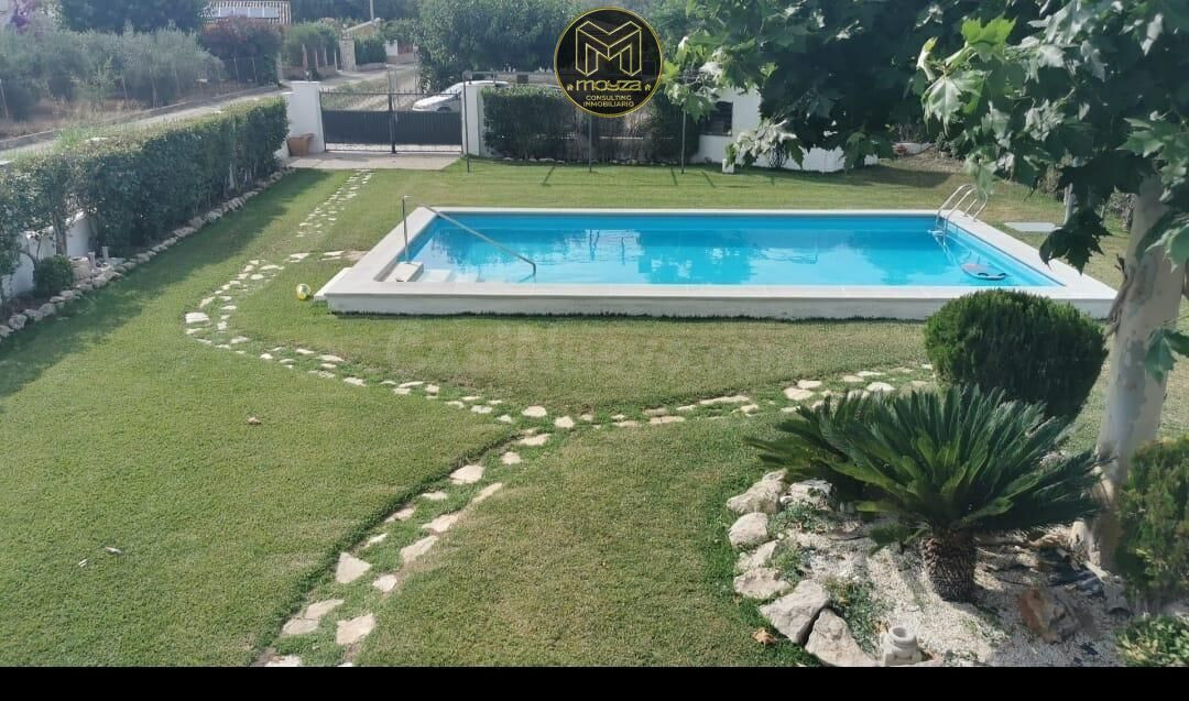 CHALET EN VENTA EN LA FRAILA