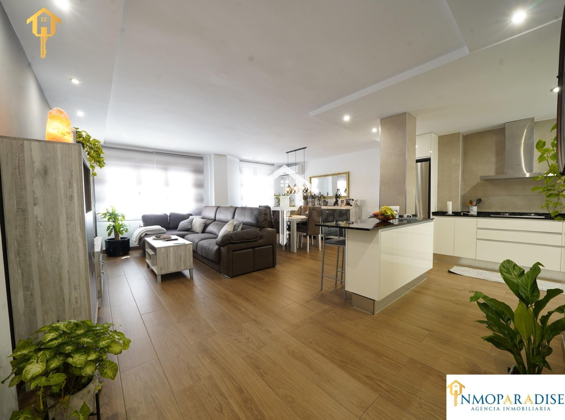 PISO LUMINOSO DE 3 DORMITORIOS EN CAMPOAMOR DE ALICANTE: 87M2, PRIMERA PLANTA Y COCINA AMERICANA
