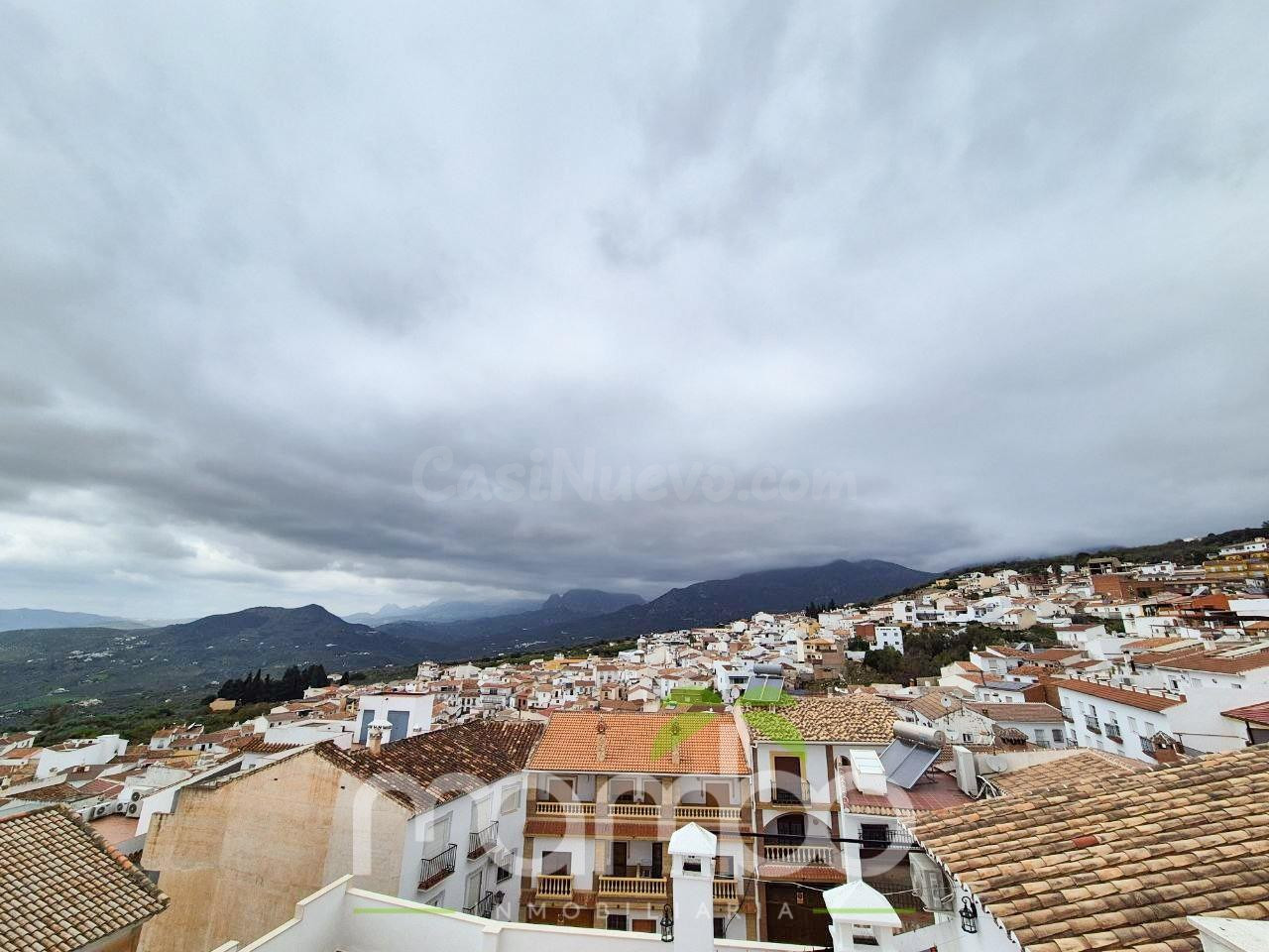 PISO NUEVO A ESTRENAR EN PLENO CENTRO DE PERIANA - foto 2