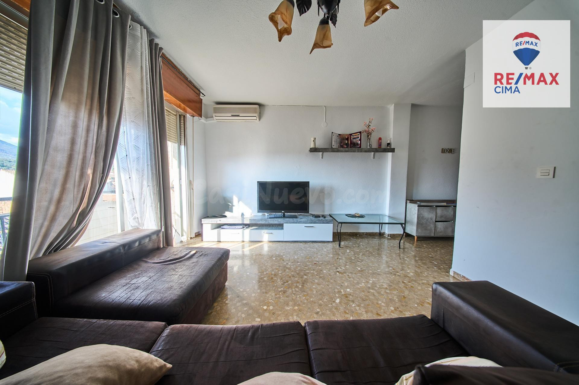 PISO EN ATARFE