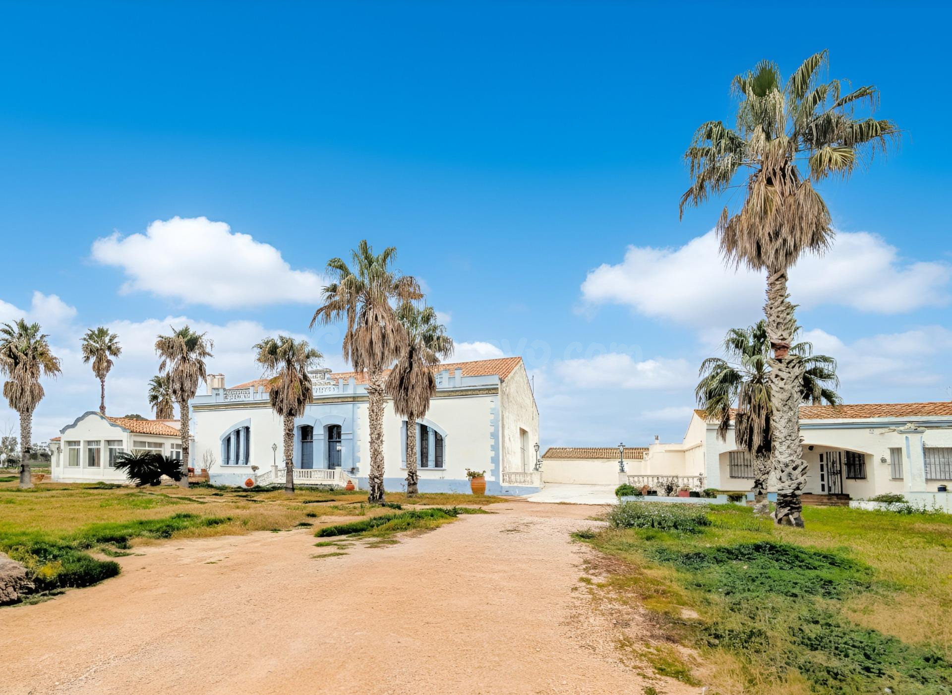 CASA RÚSTICA SINGULAR EN VENTA EN DELTEBRE