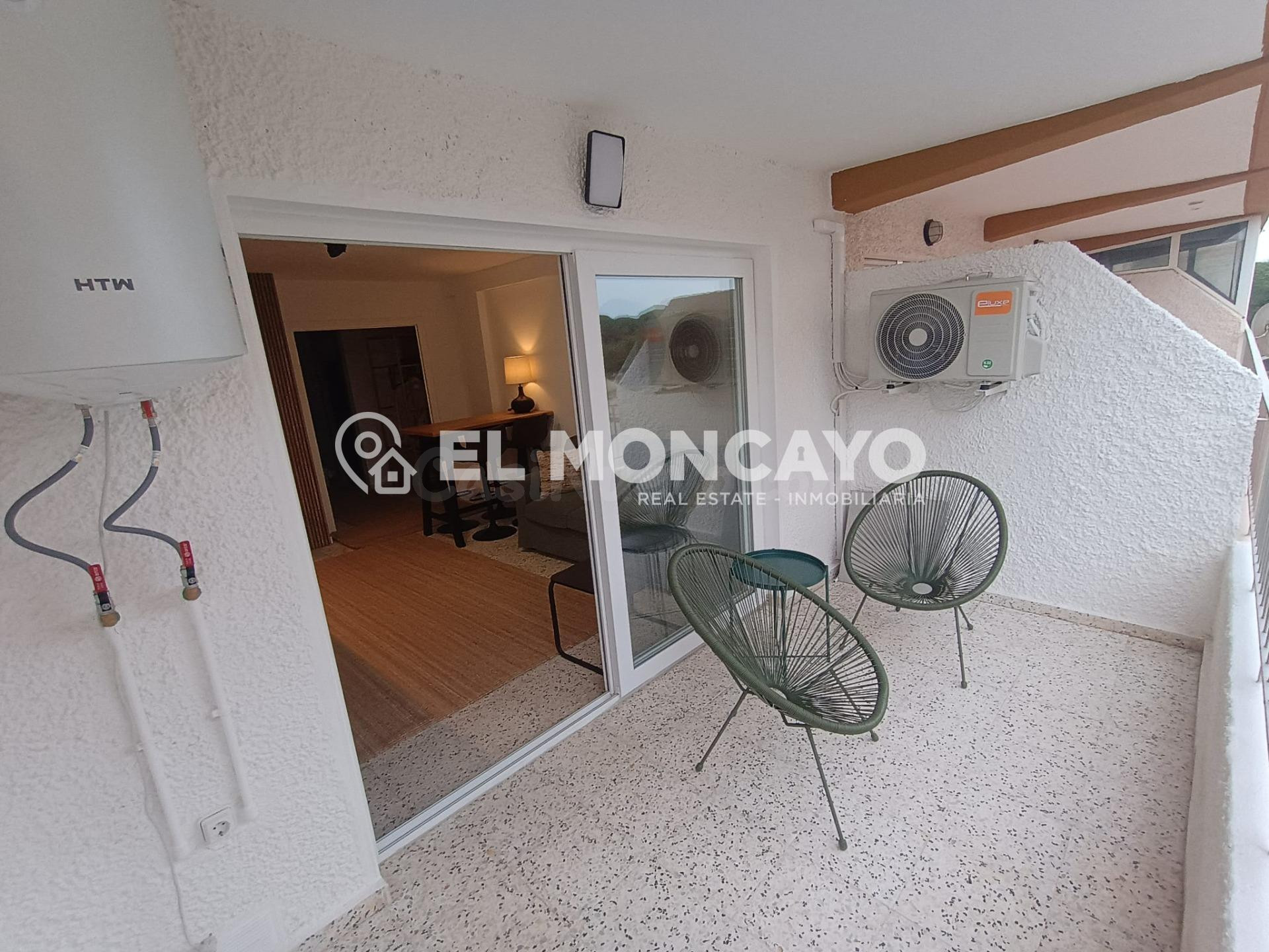 Fantástico apartamento junto a la Playa de Les ortigues en Urbanización Pinomar, Guardamar del Segura, Alicante, Costa Blanca