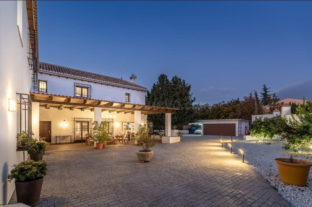 Exclusiva finca en Granada