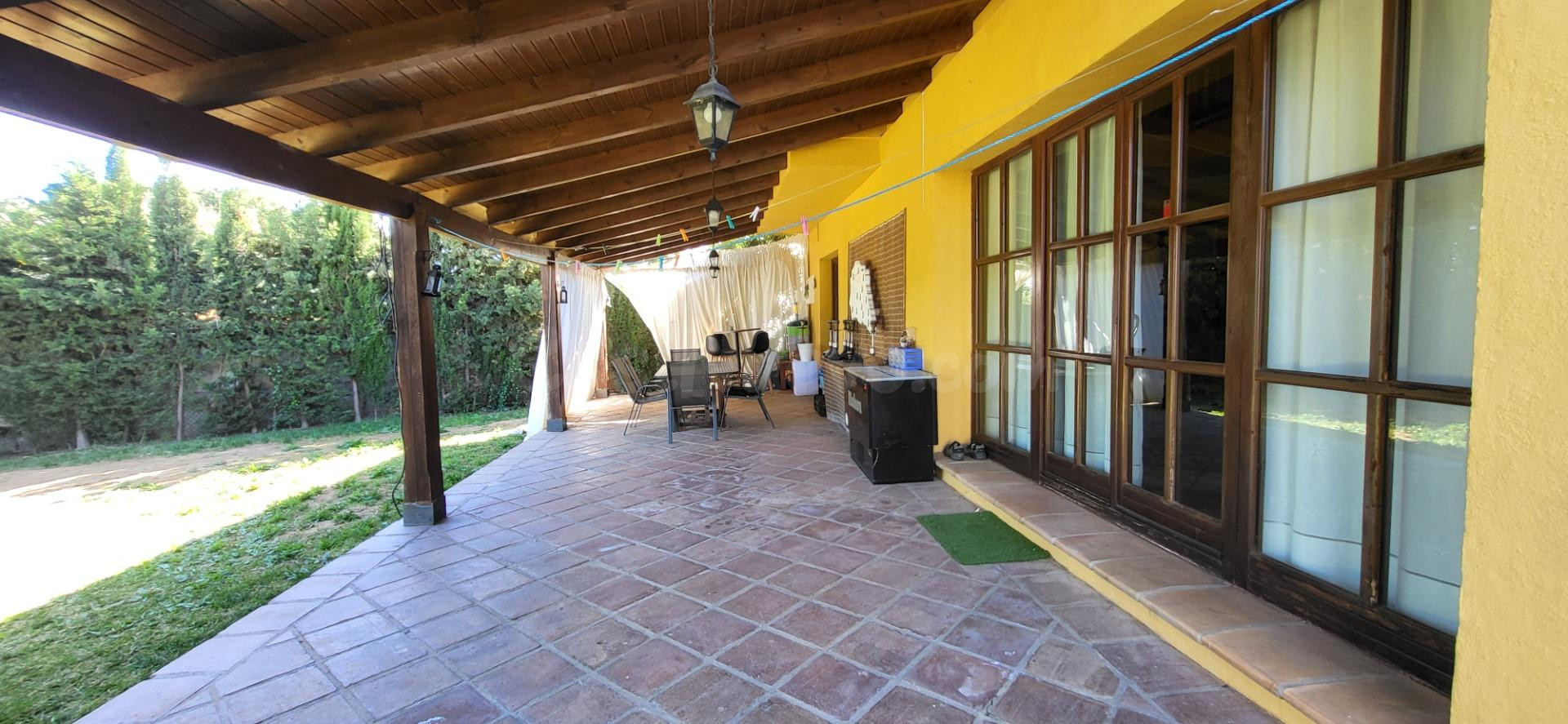 Fantástica villa independiente en El Rosario, Marbella