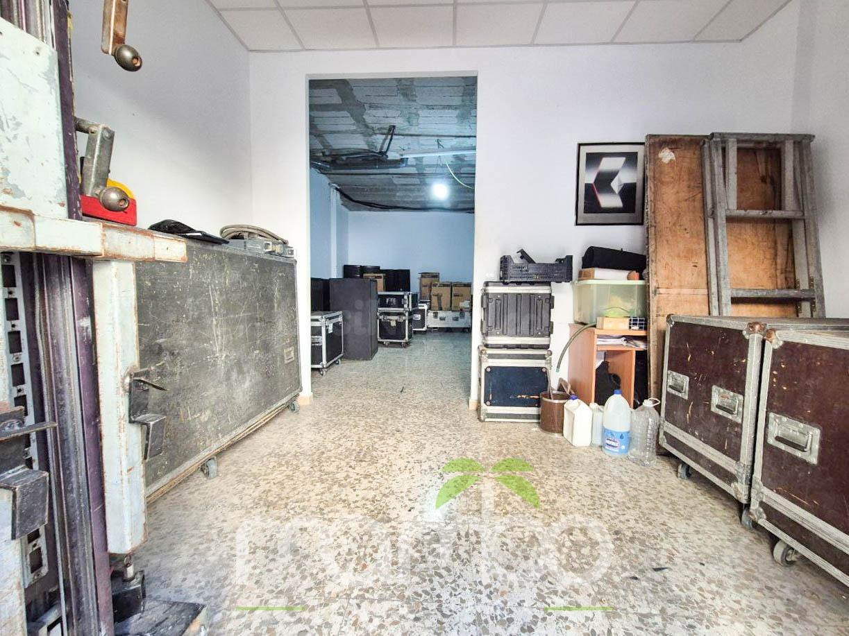 LOCAL COMERCIAL EN VENTA EN VÉLEZ-MÁLAGA. - foto 2