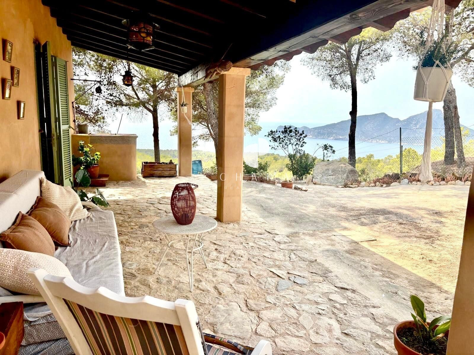Finca histórica con vistas al mar y atardeceres únicos en Andratx