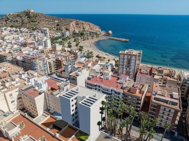 Piso de 3 dormitorios a un paso de la playa de La Colonia. Edificio Vela