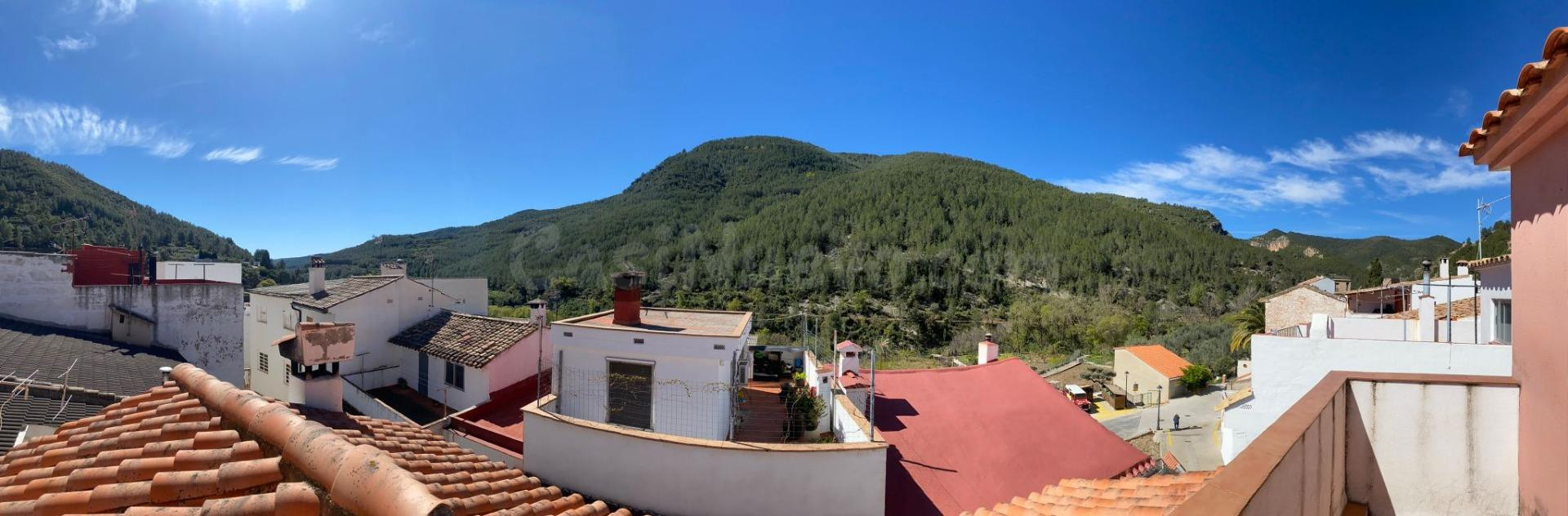 Casa rural con alto potencial turístico en entorno natural privilegiado