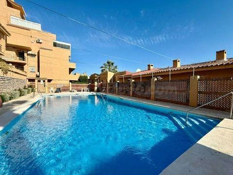 PISO EN ESTEPONA de Octubre a Junio