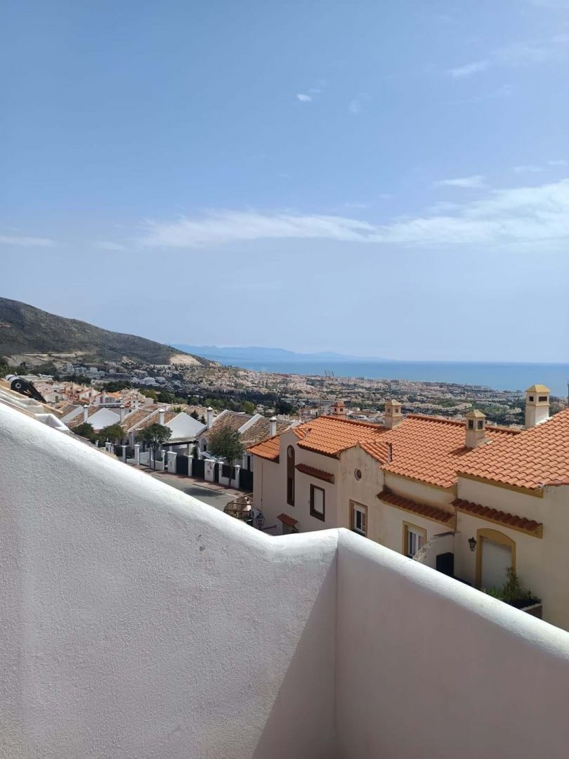 ADOSADO EN BENALMADENA PUEBLO 4 habitaciones