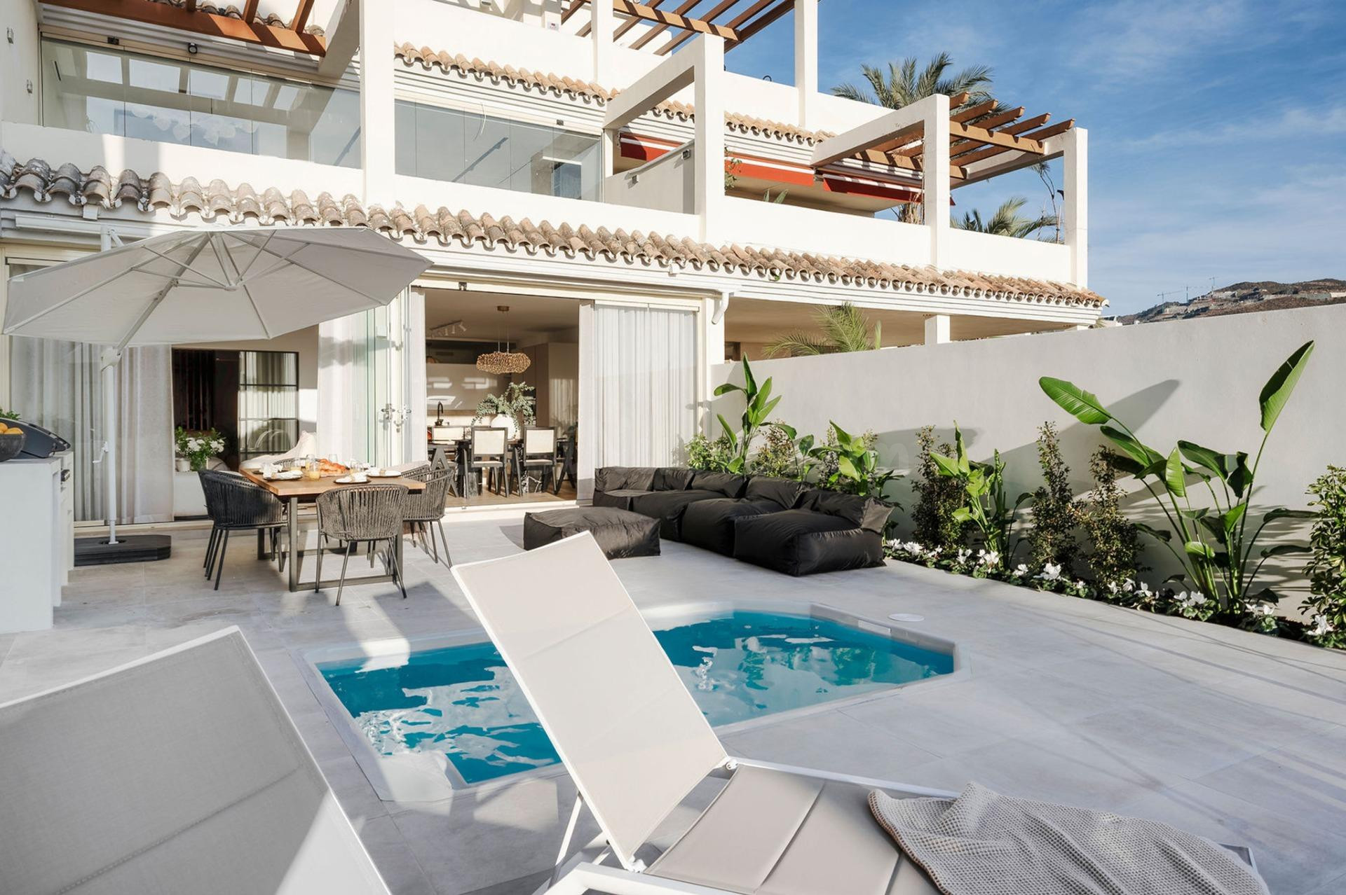 GROUNDFLOOR IN PALACETES BELVEDERES