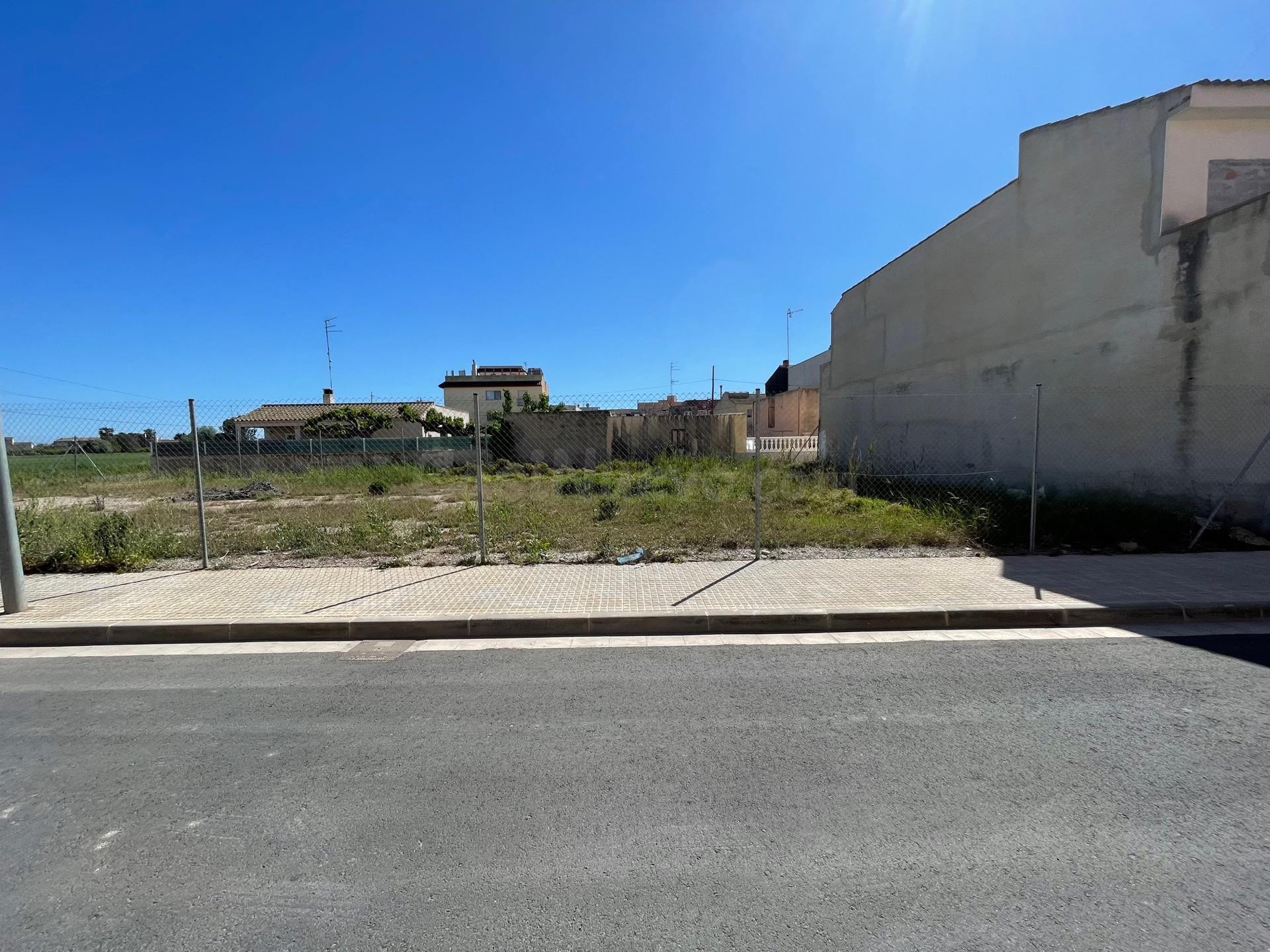 SUELO EN VENTA EN DELTEBRE (TARRAGONA)