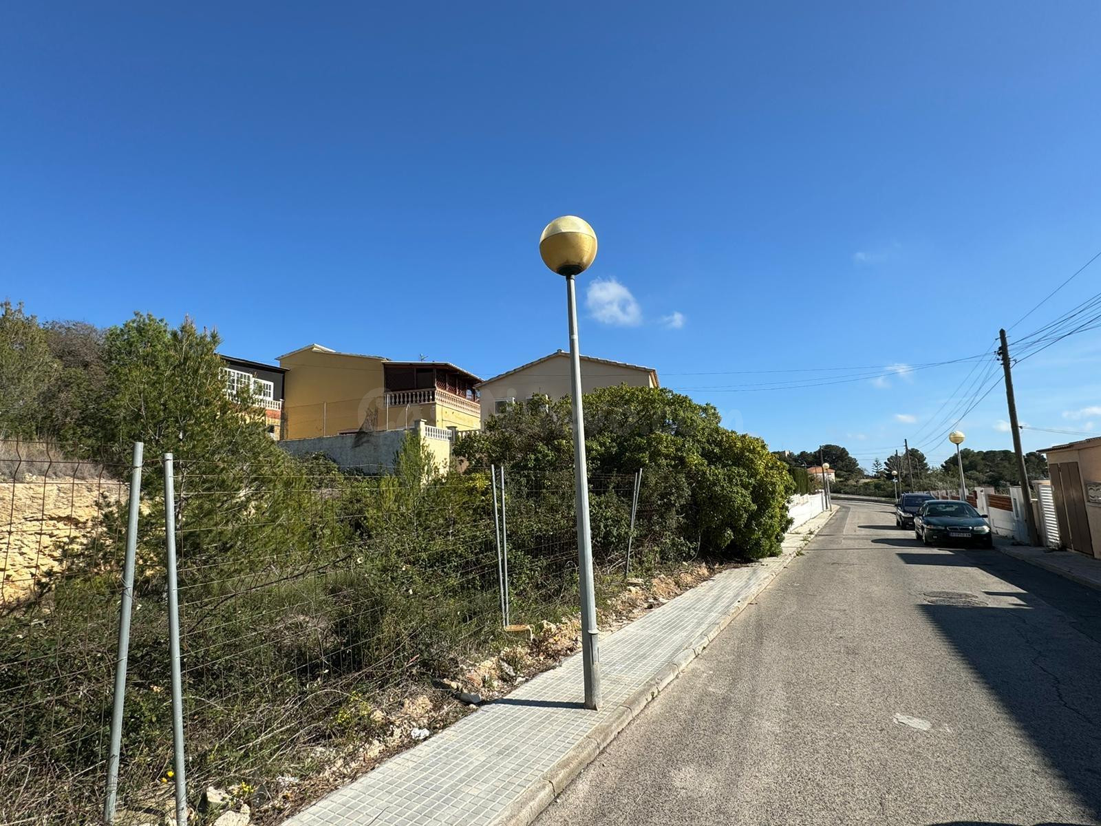 Terreno urbano en la Pobla de Montornés -Tarragona- - foto 5