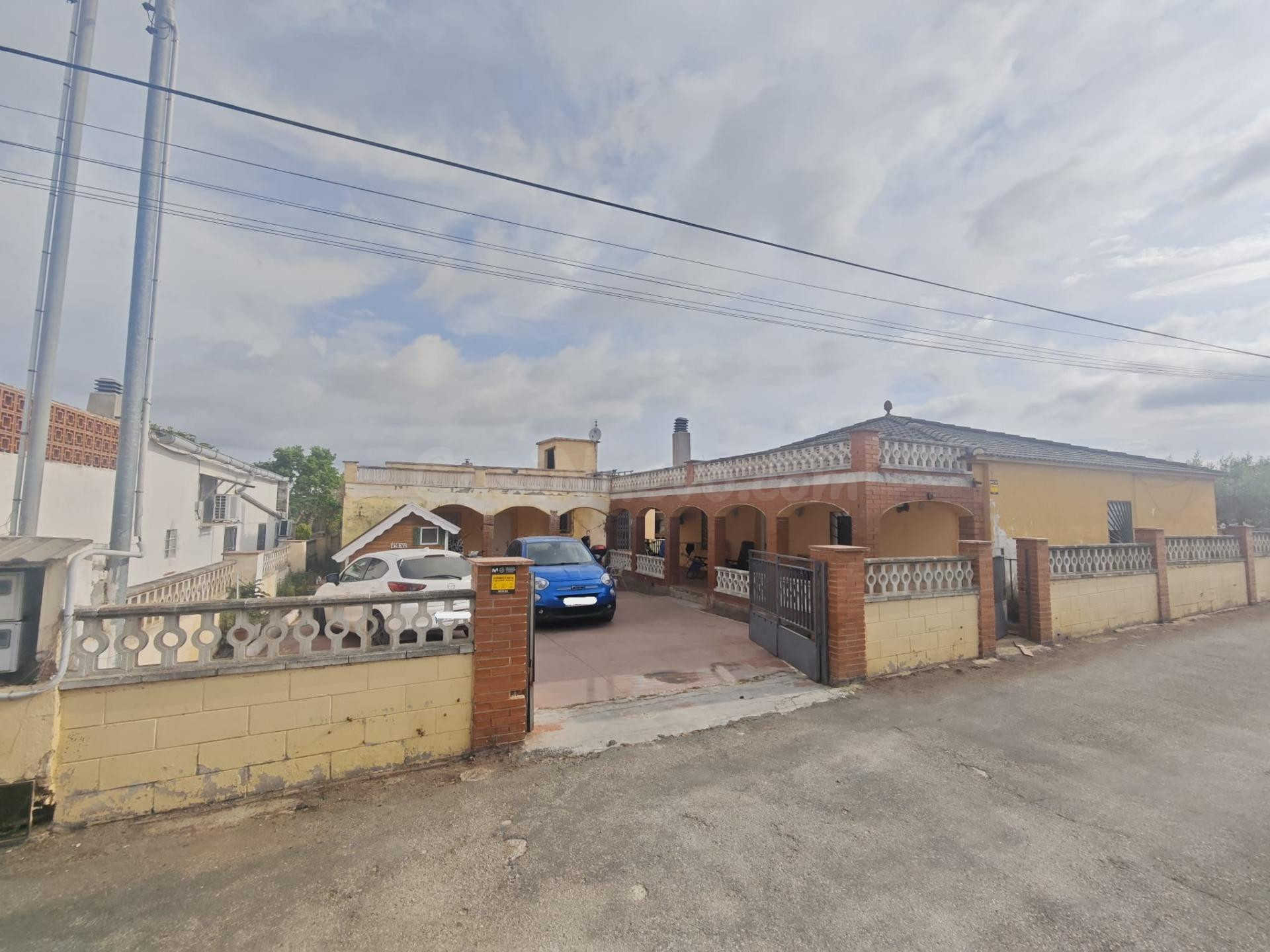¡OPORTUNIDAD DE INVERSIÓN!  CHALET EN VALLS (TARRAGONA) - foto 5