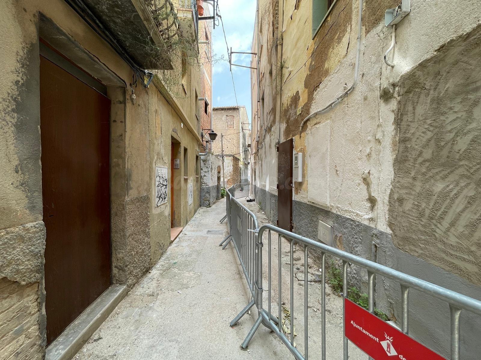 EN VENTA – CASA A REHABILITAR EN ZONA URBANA ANTIGUA (TORTOS - foto 5