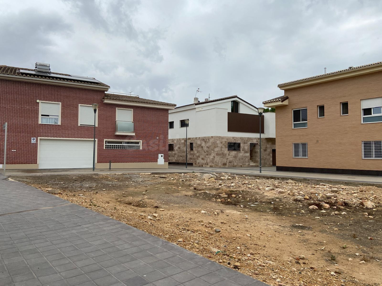 ¡¡¡Solar urbano en Lliria sin gastos de Inmobiliaria!!!