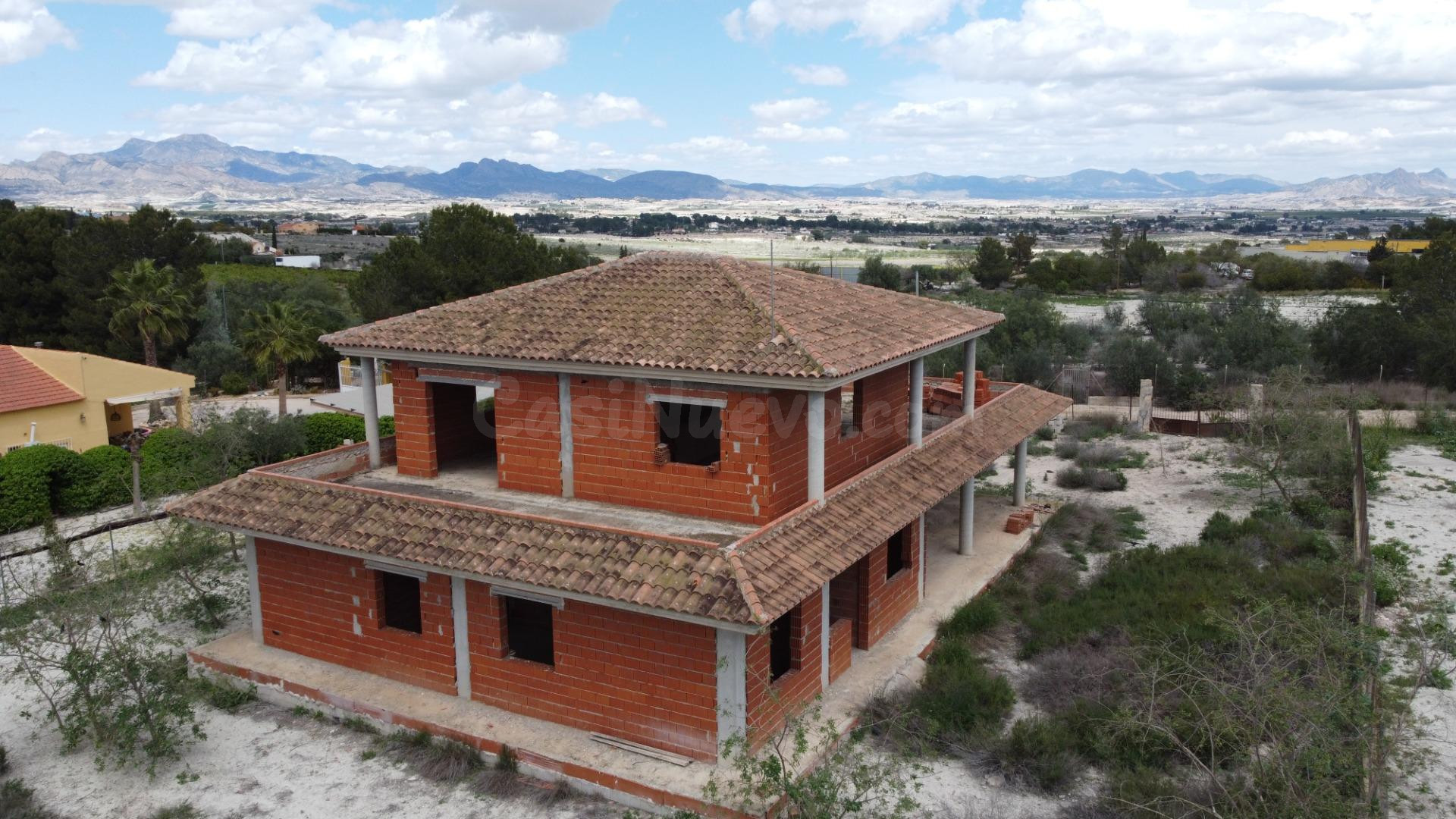 Chalet en Estructura sobre Parcela Urbana de 1.861 m2 – Molina de Segura (La Hornera)