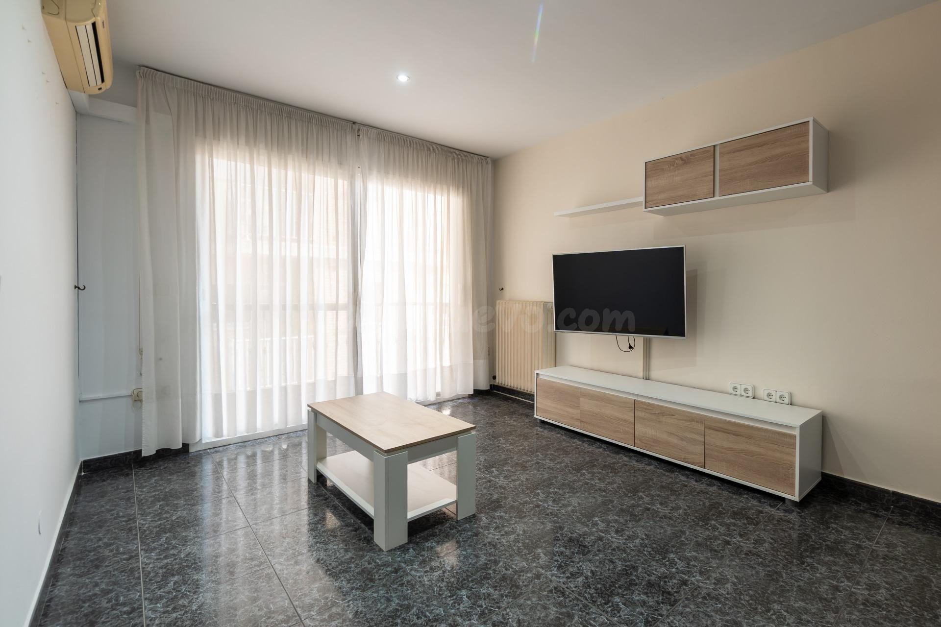 Vivienda luminosa con terraza exclusiva en Figueres