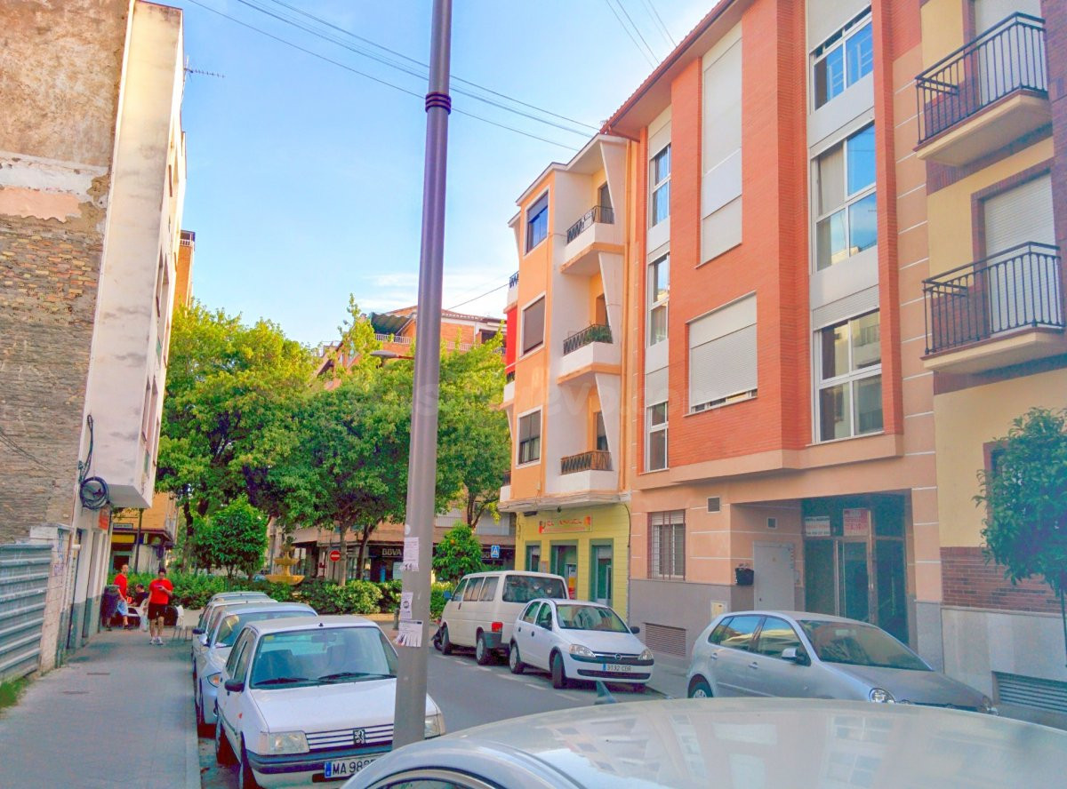 BLOQUE TOTALMENTE ARRENDADO de corta duración, 10 apartamentos dando explotación