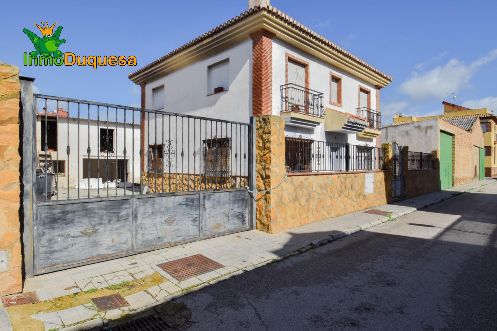 Chalet de 4 dorm. en CIJUELA - Para reformar