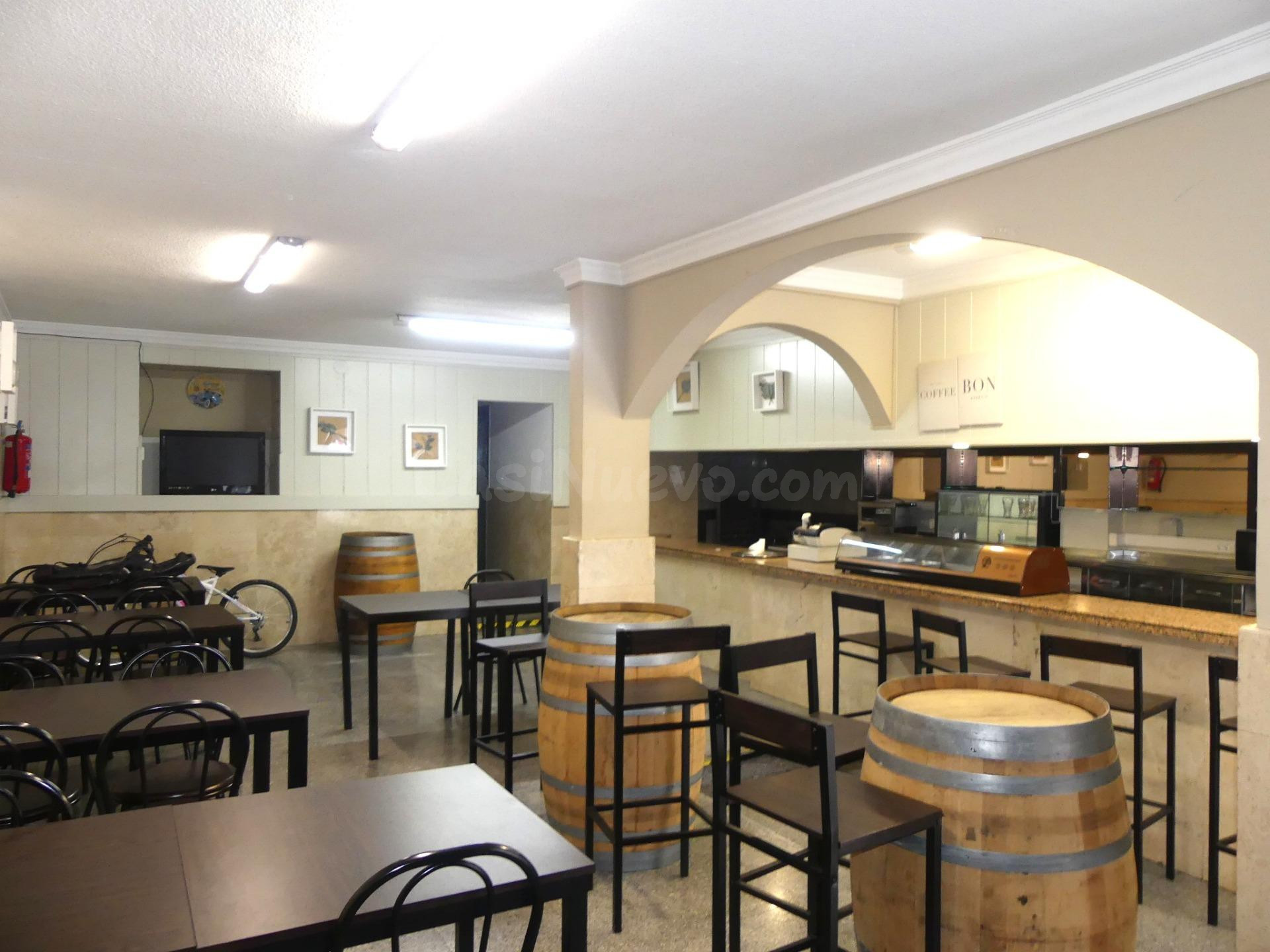 Bar-Restaurant en lloguer a La Font Verda (Granollers) – Local totalment equipat i amb llicència vig