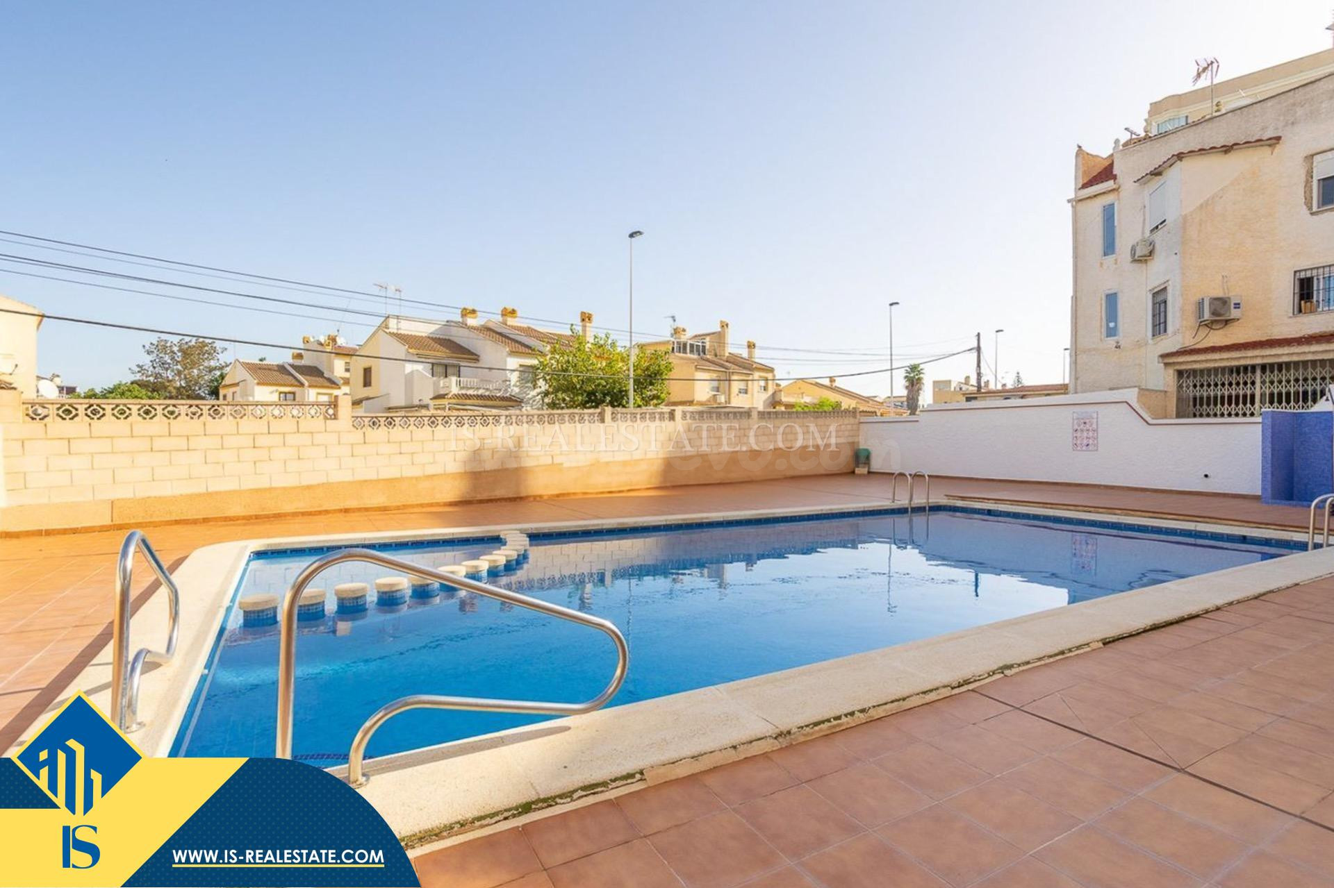 Novedad! Luminoso apartamento con terraza confortable e increíbles vistas panorámicas+ Piscina
