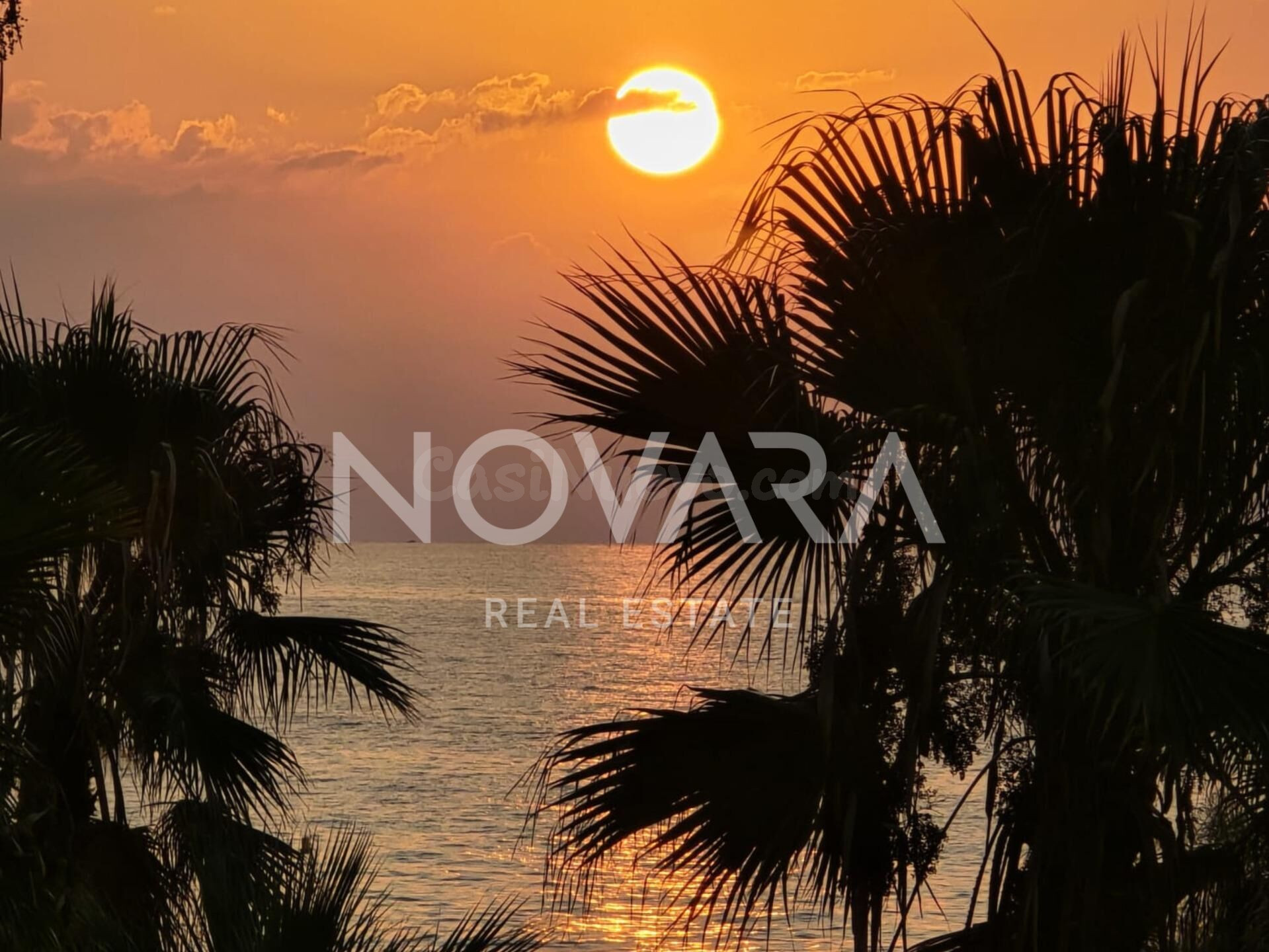 Exclusivo piso frente al mar en Badalona con terraza de 65 m2, balcón y espectaculares amaneceres