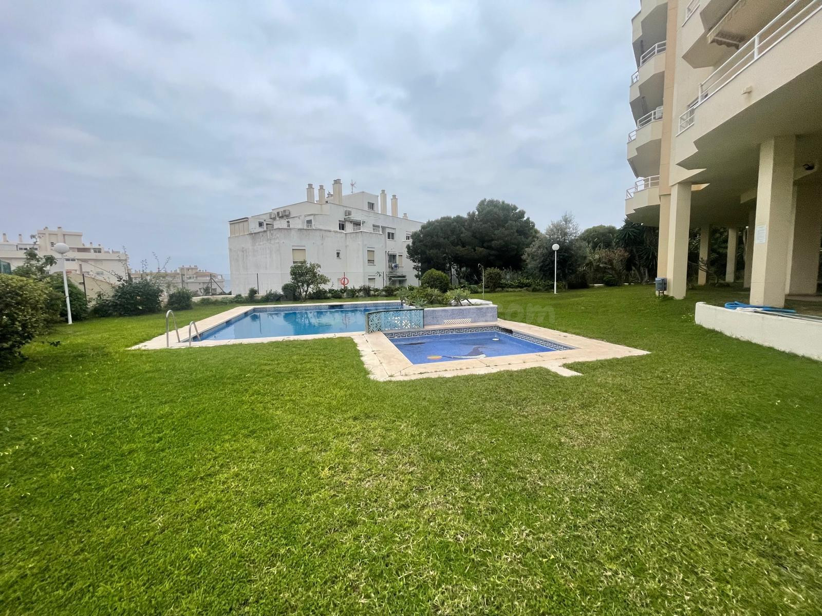 VIVNEDA EN VENTA EN LA CARIHUELA