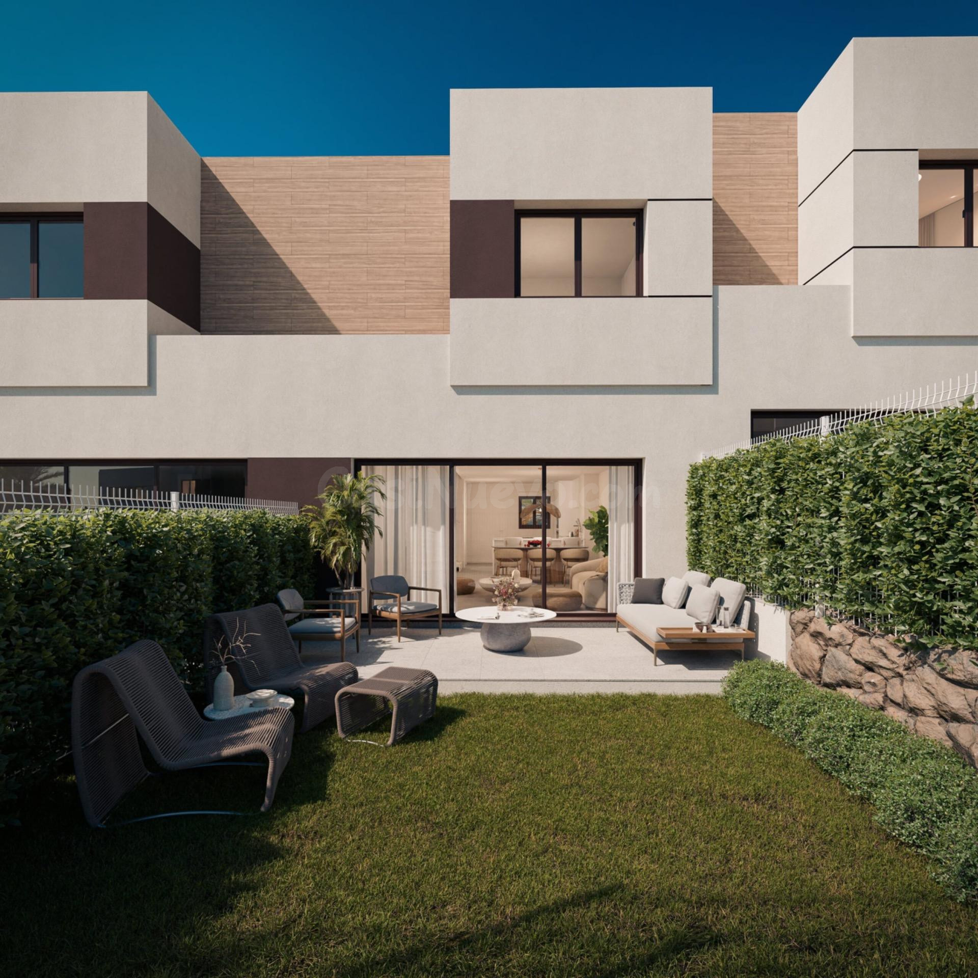 CASA ADOSADA DE OBRA NUEVA EN VENTA EN MIJAS - ÚLTIMA UNIDAD