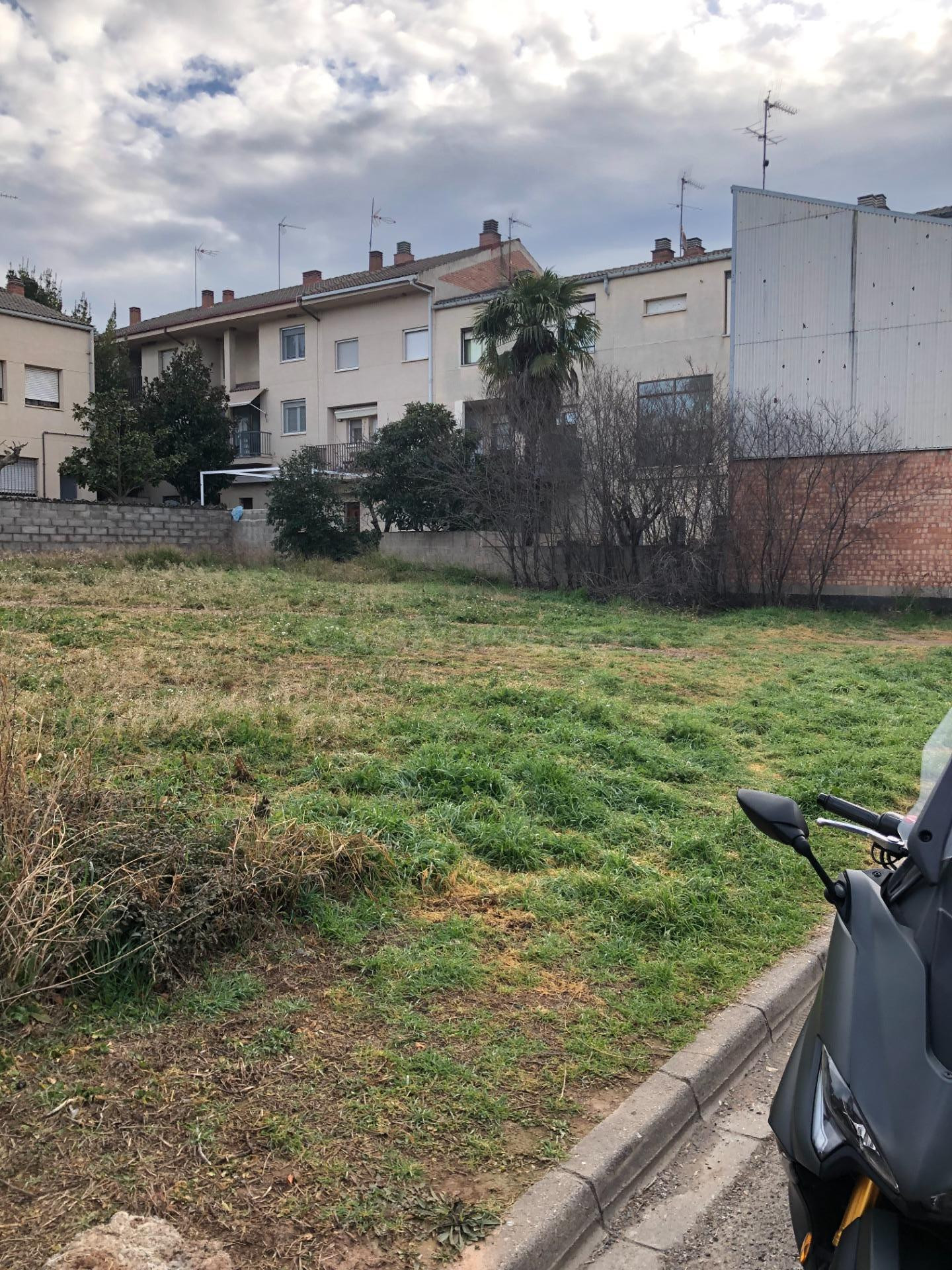 TERRENO URBANO PARA 5 UNIFAMILIARES EN CALLUS - foto 2