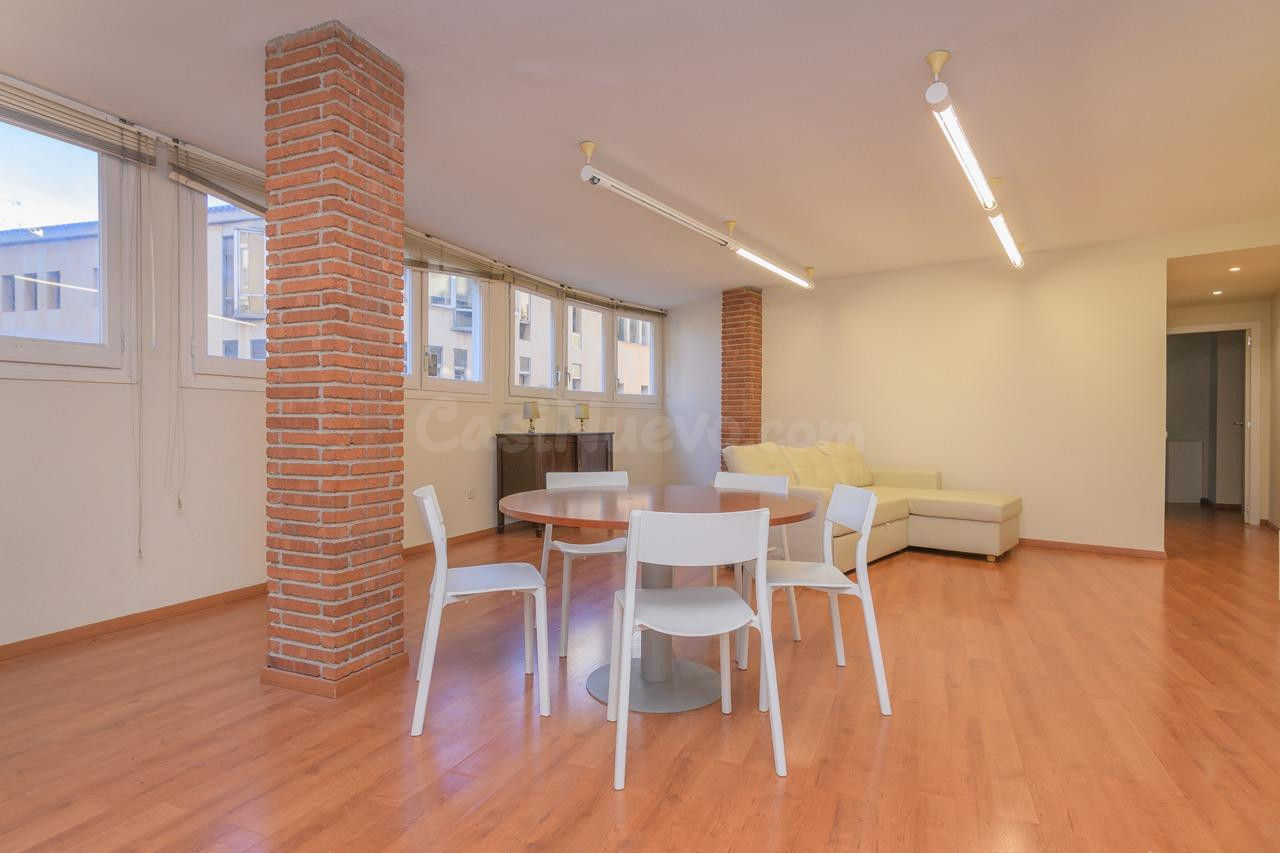 OFICINA EN VENTA EN PLANO CENTRO DE MANRESA