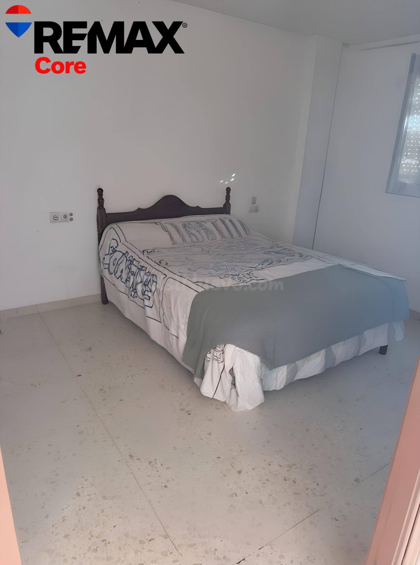 Encantadora Casa en Barbaño, Badajoz - Ideal para Entrar a V - foto 5