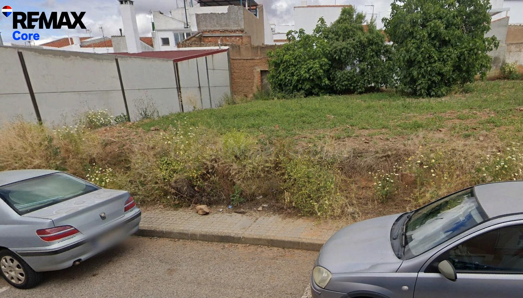 Gran oportunidad de amplio Terreno Urbano en Fuente del Maes - foto 4