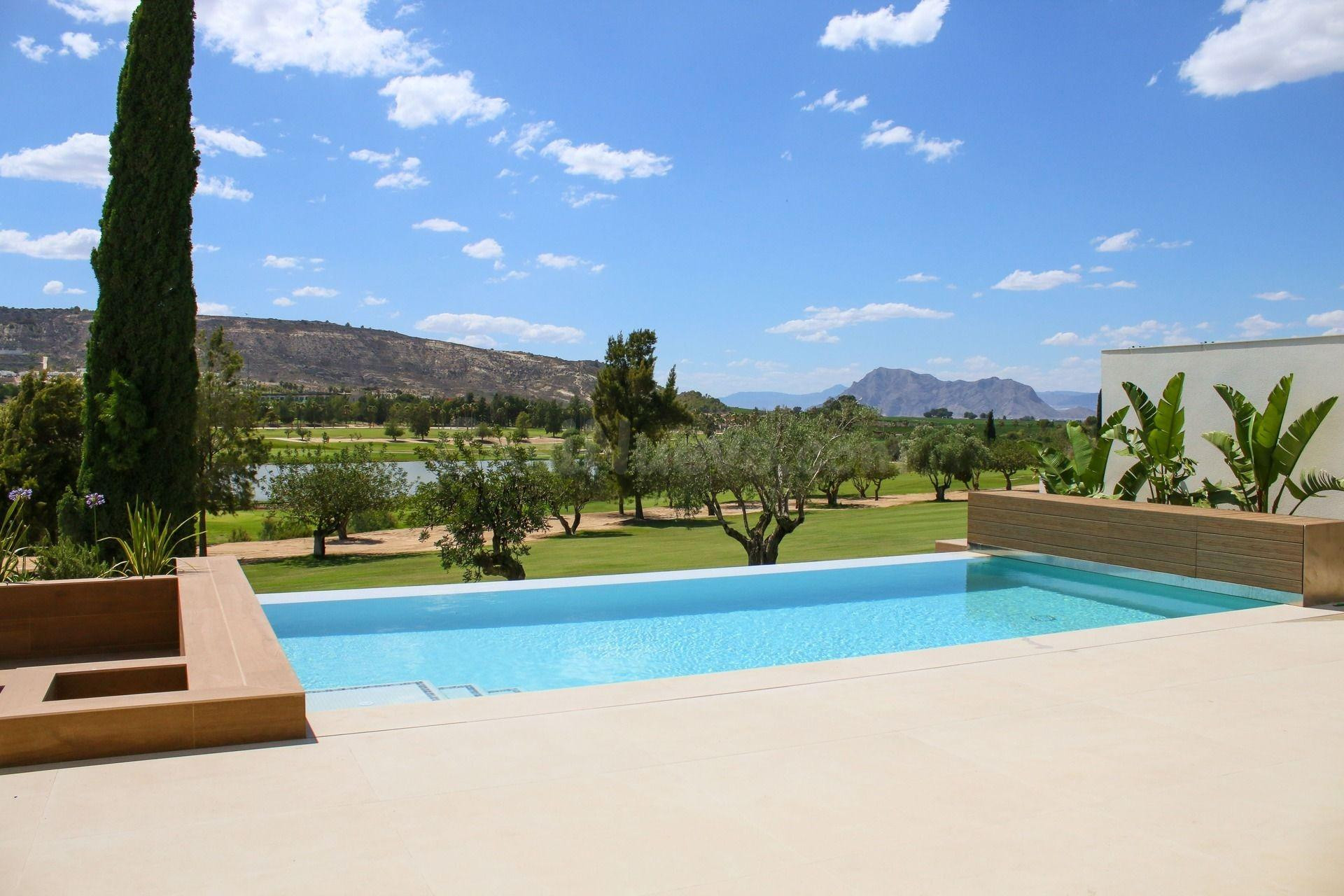 VILLA MUSTIQUE