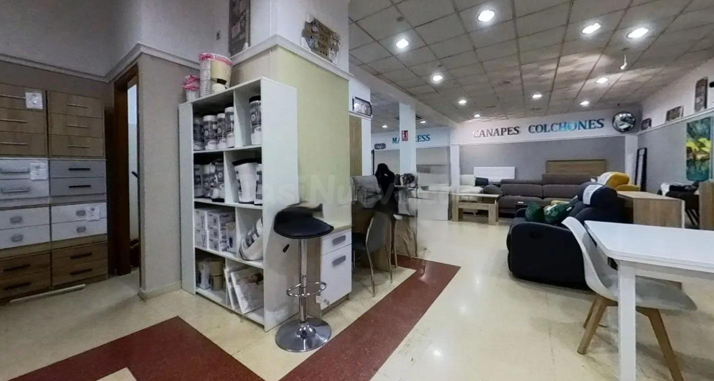 🔥 OPORTUNIDAD RETAIL: Local Premium en C/ Ramón Gallud | Rentabilidad 7% neta | ¡LISTO PARA OPERAR!¿Buscas un activo refugio en la mejor ubicación comercial de Torrevieja?