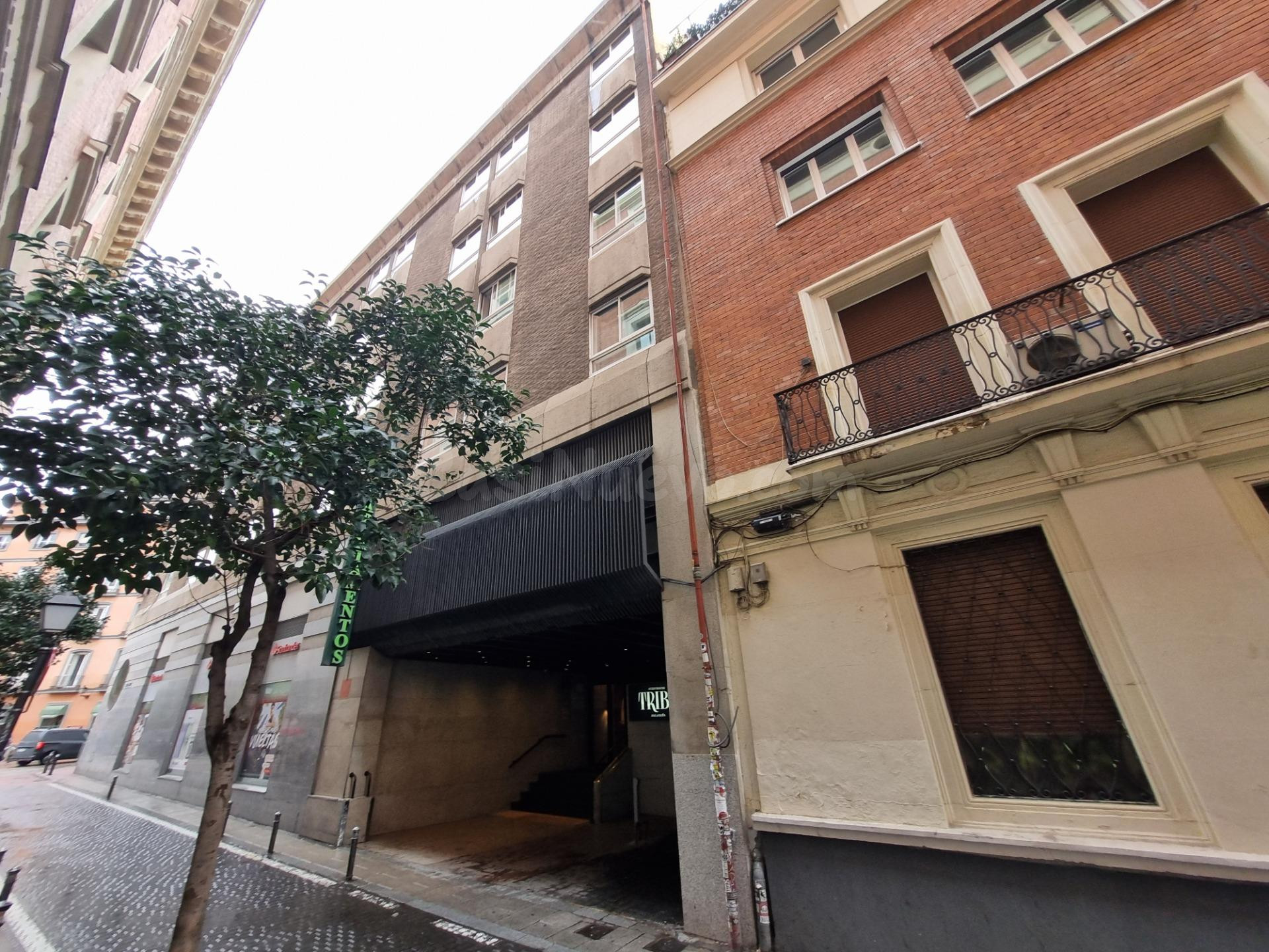Plaza para coche mediano en San Vicente Ferrer