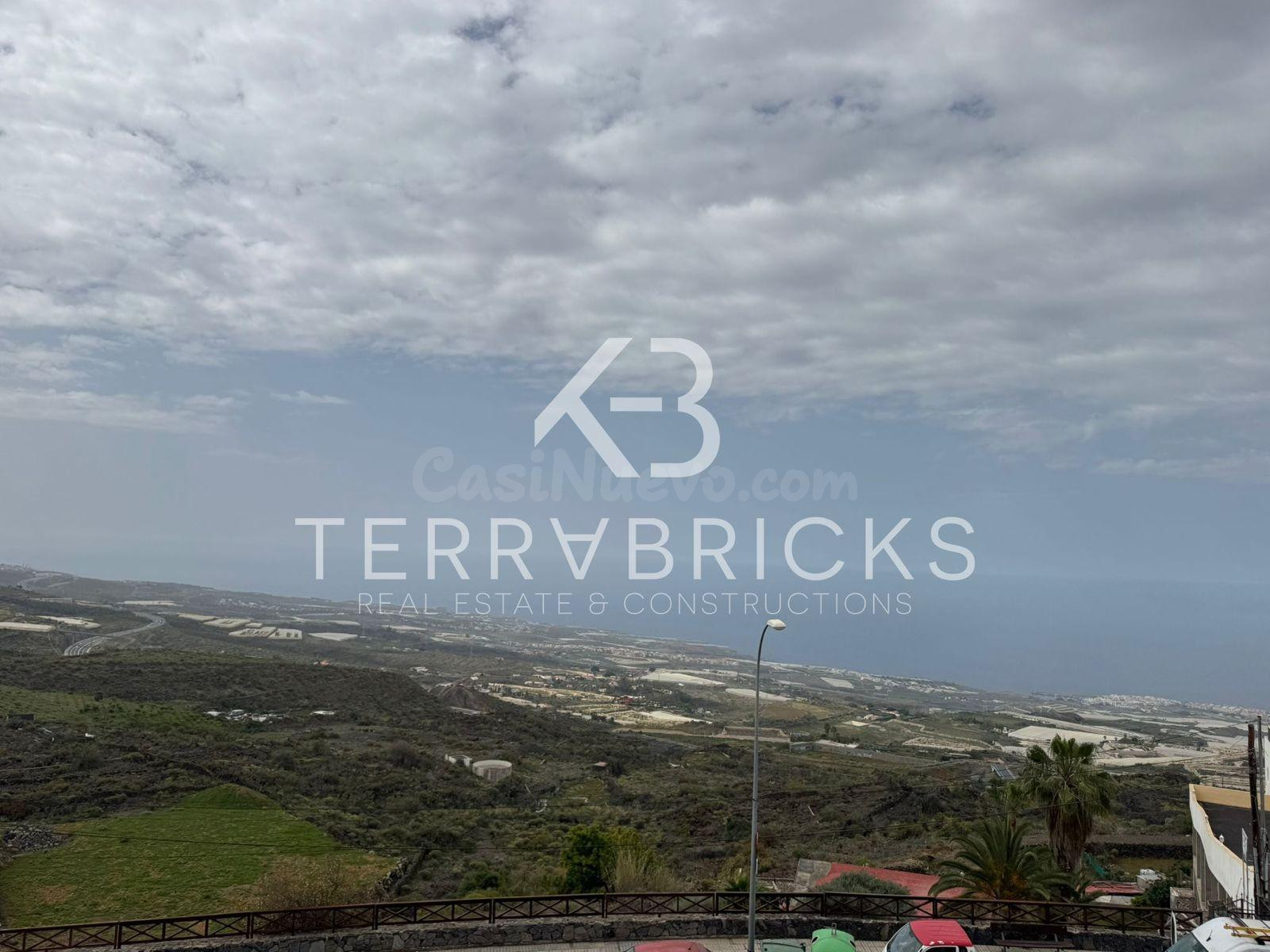Venta de vivienda en el casco de Guía – Parcela urbana con g - foto 4