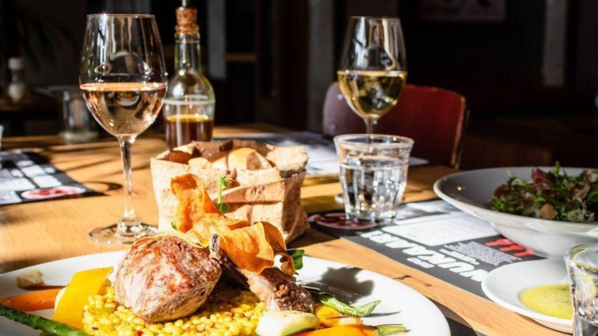 Bar-Restaurante en Venta en el corazón de Platja d'Aro