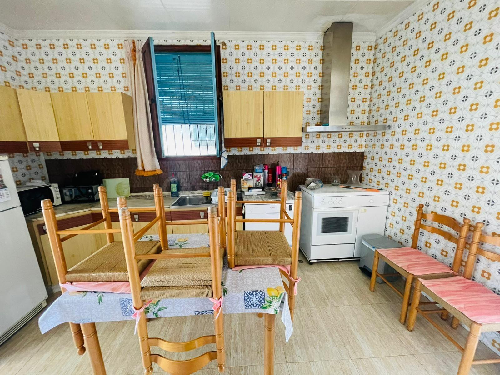 Tu Buena Casa te presenta esta oportunidad en Los Martínez del Puerto. - foto 4