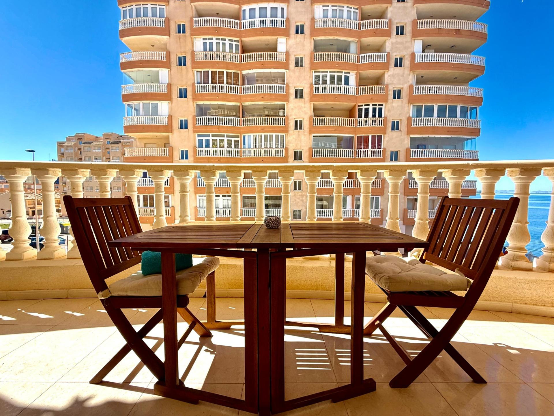 Fantástico apartamento de 2 dormitorios en Residencial Mares II – Km 7 La Manga del Mar Menor
