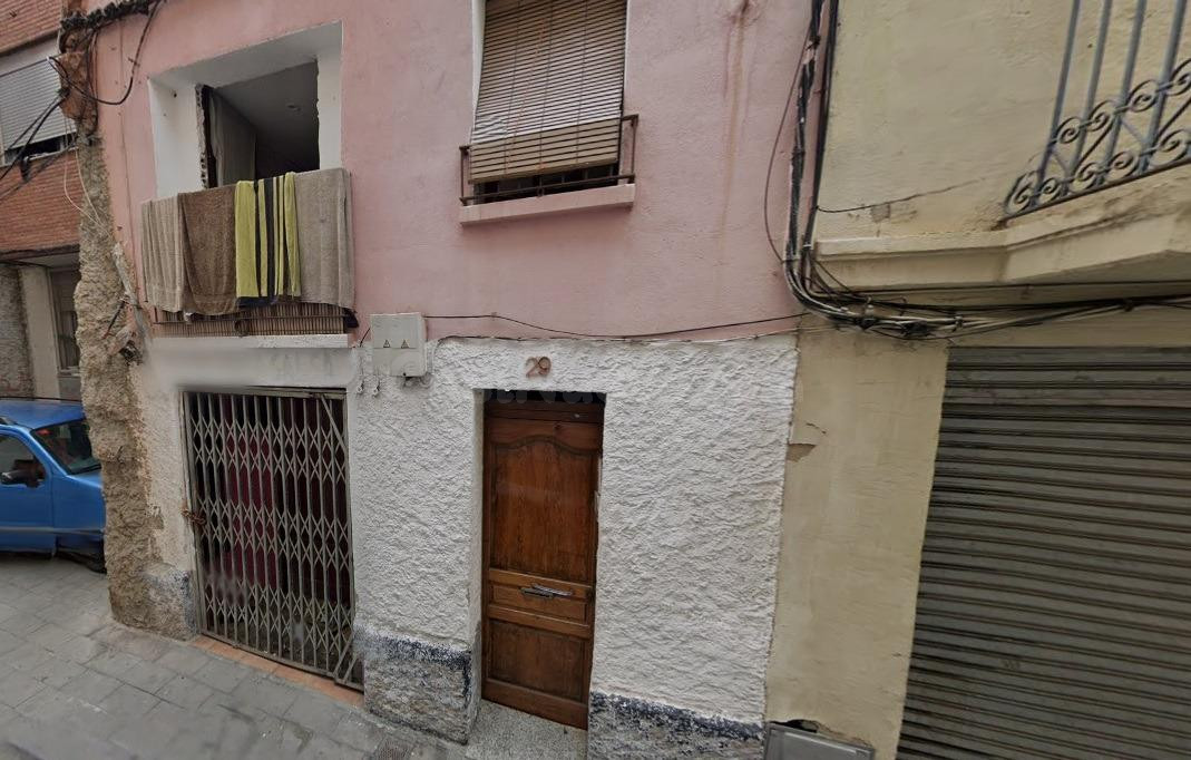 MARAVILLOSO PISO en Calle Era del Firmat 29 de Manresa (Barcelona).