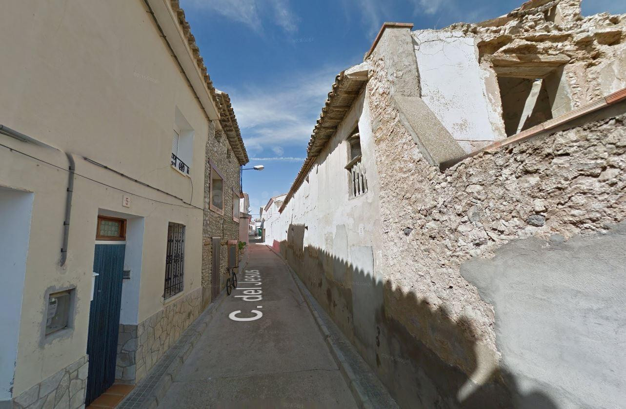 Se vende casa adosada en Lanaja (Huesca). - foto 2