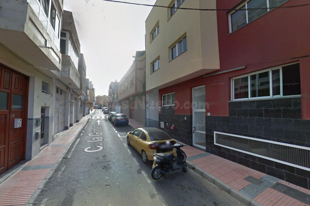 Se vende piso OKUPADO en Calle Gomera Nº 11 Telde (Las Palmas)