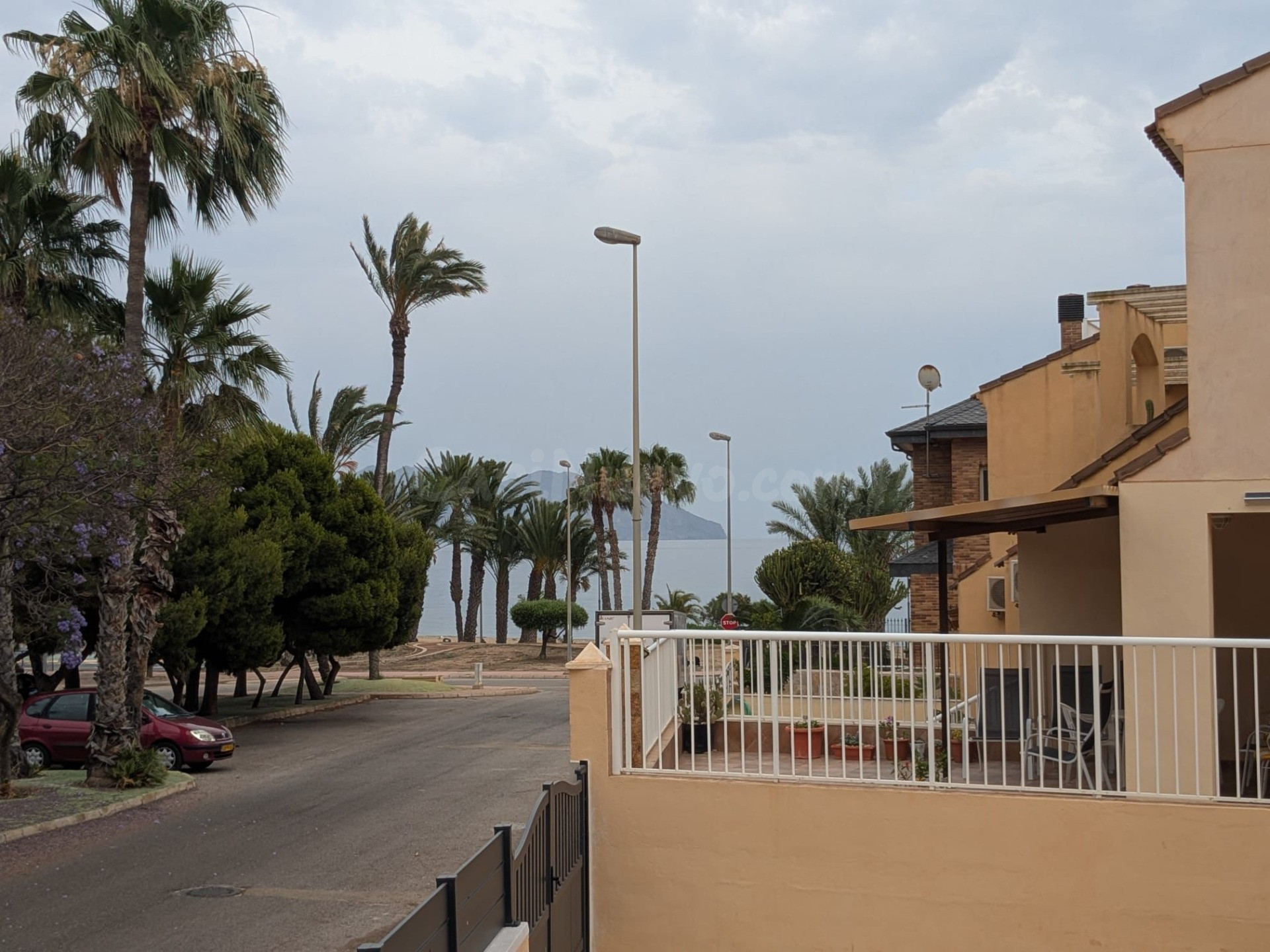 DUPLEX EN EL ALAMILLO