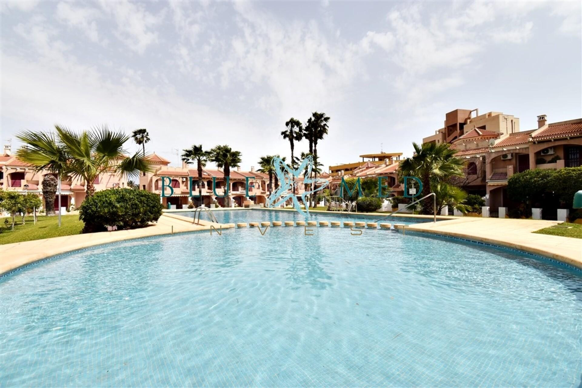 DÚPLEX CON PISCINA COMUNITARIA A 50 METROS DE LA PLAYA DE NARES