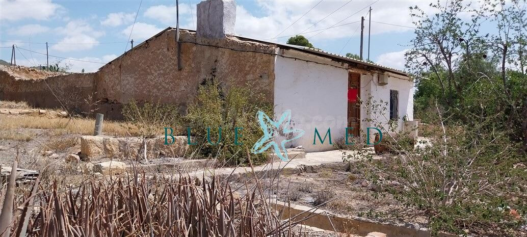 casa de campo para refomar en zona muy bella