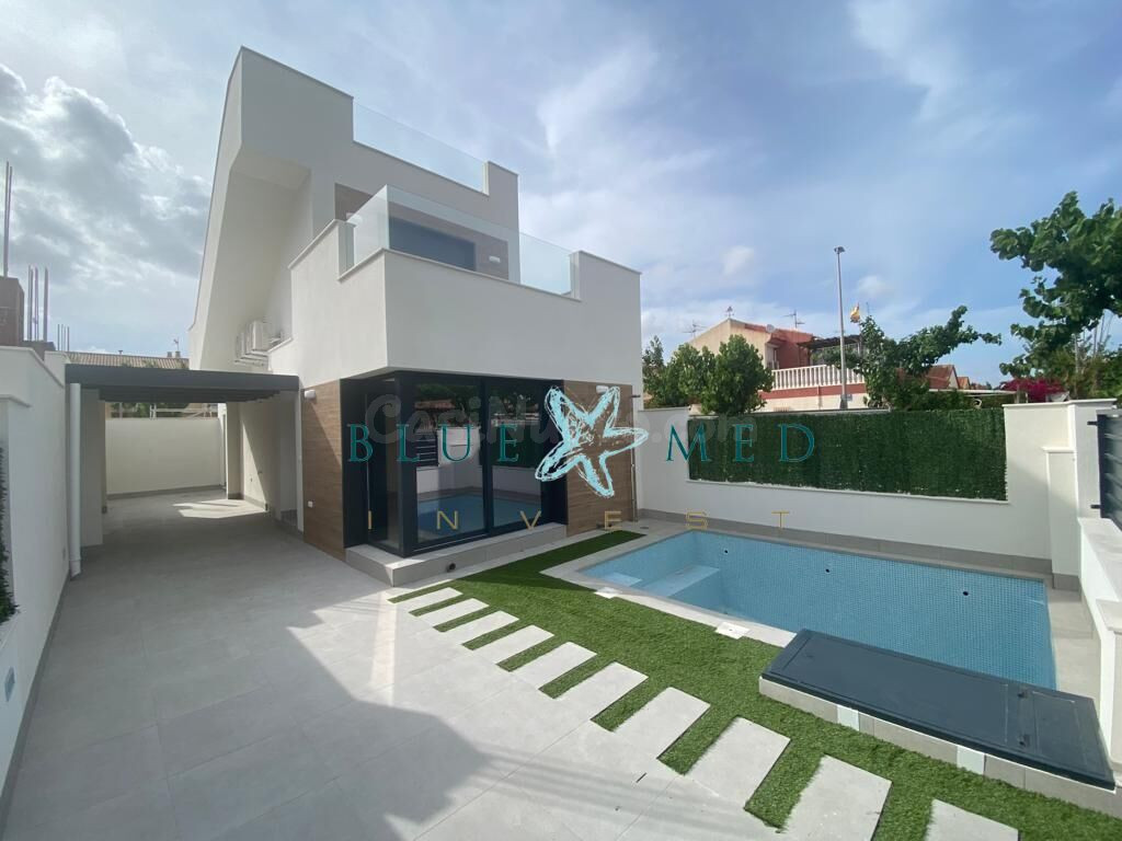ultima villa lujosa en una residencial elegante